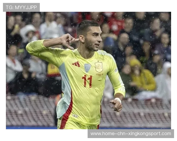 费兰托雷斯转身爆射进网,巴萨锋线活力无限